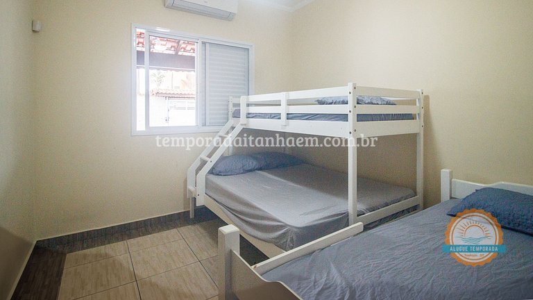 Casa acessível, ar condicionado, 3 dorm, piscina, churrasque