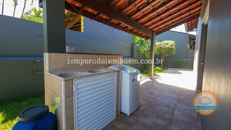 Casa acessível, ar condicionado, 3 dorm, piscina, churrasque