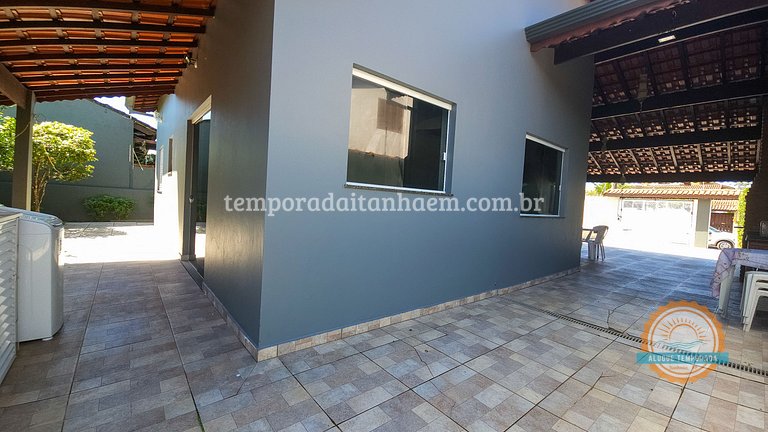 Casa acessível, ar condicionado, 3 dorm, piscina, churrasque