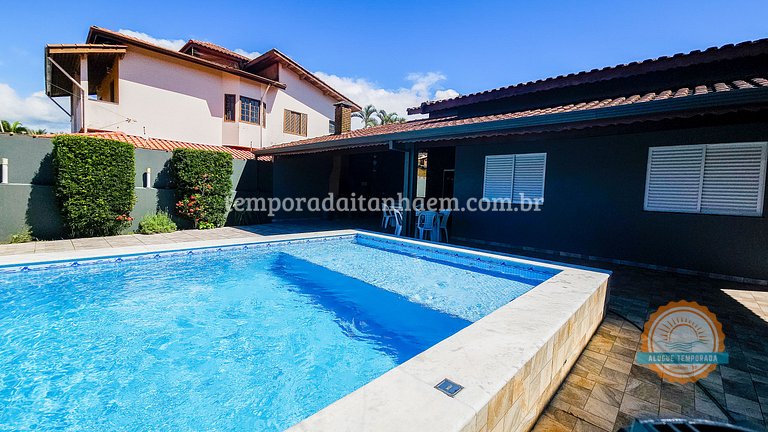 Casa acessível, ar condicionado, 3 dorm, piscina, churrasque