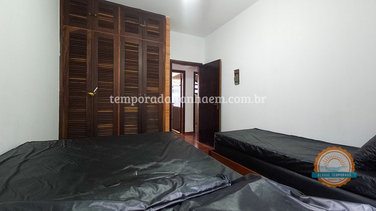 Casa térrea, confortável, piscina, churrasqueira, 4 quartos