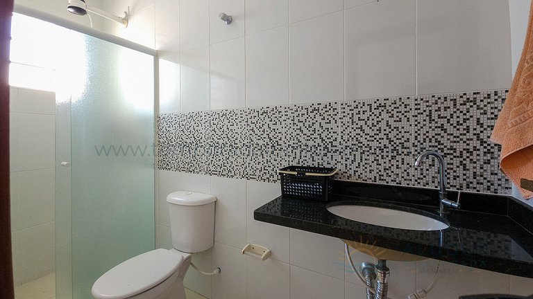 Piscina privativa, churrasqueira, 2 quartos